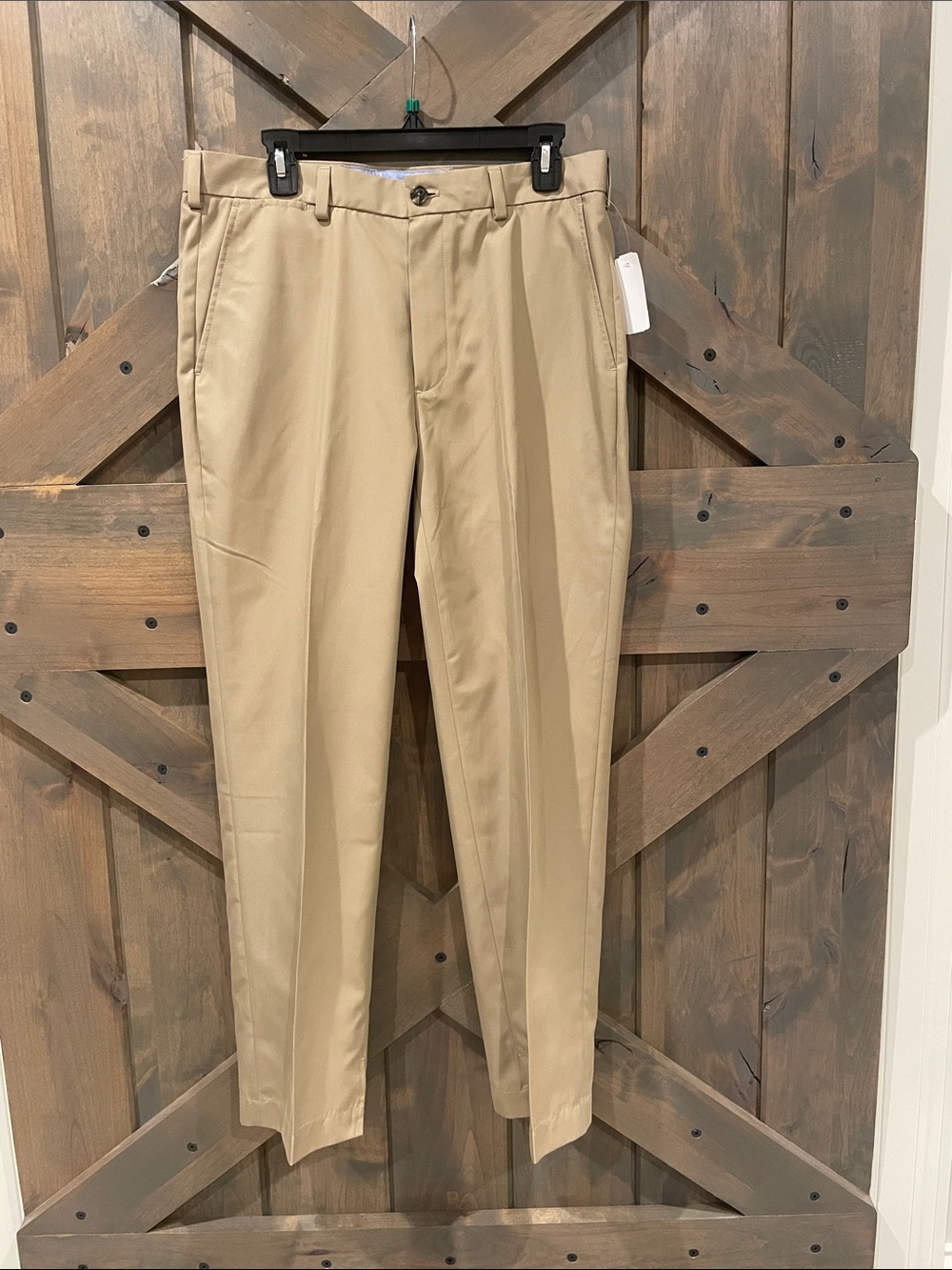 Men's Classic Flat-Front Golf Pants in Khaki